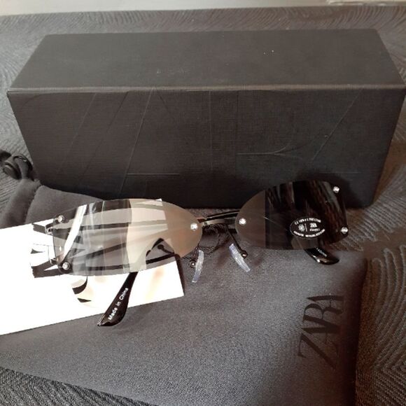 NWT Zara Visor Style Sunglasses - Picture 1 of 11